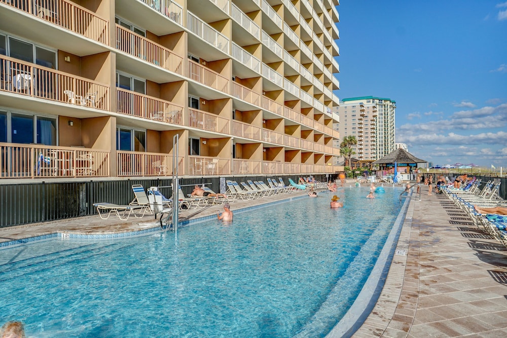 pelican beach resort by panhandle getaways