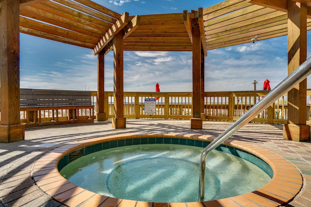 pelican beach resort by panhandle getaways