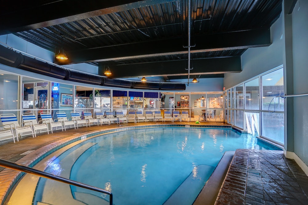 pelican beach resort by panhandle getaways