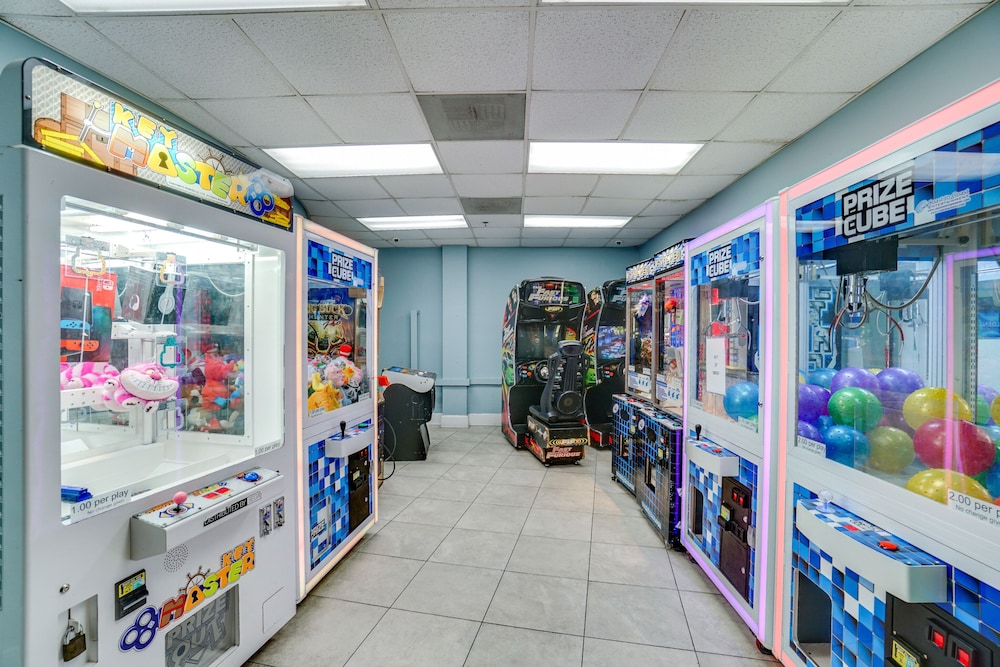 pelican beach resort by panhandle getaways