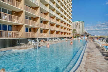 pelican beach resort by panhandle getaways