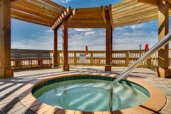 pelican beach resort by panhandle getaways