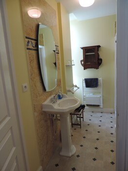 airvault
