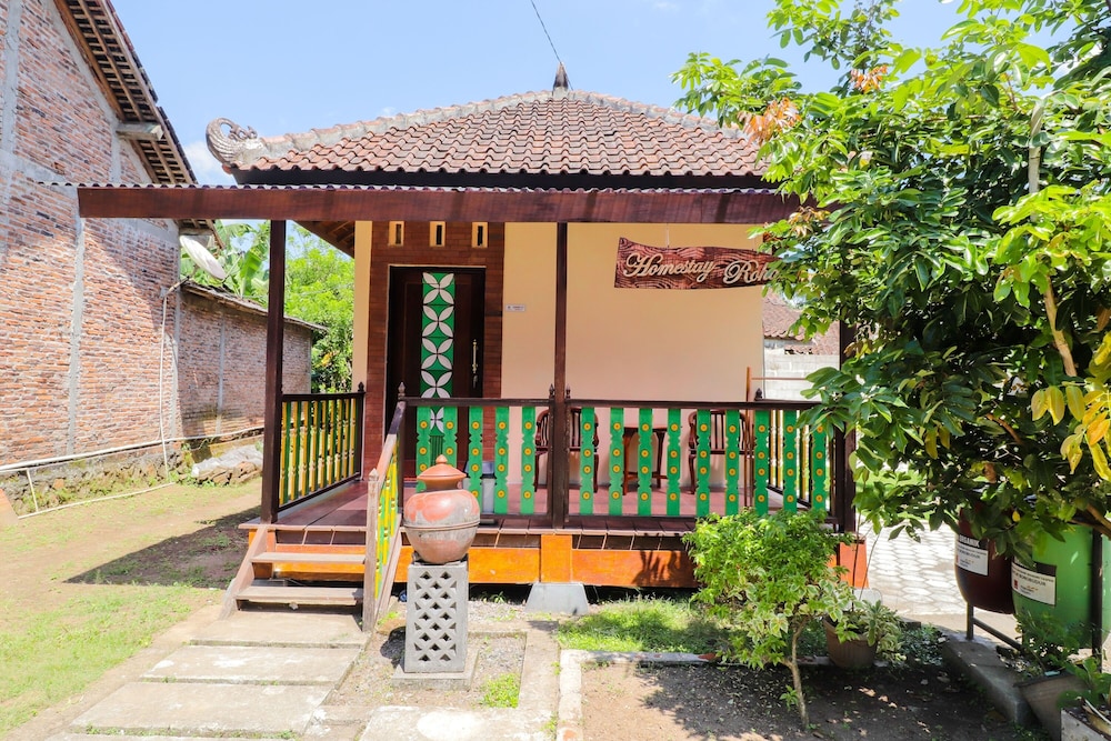 omah rohadi syariah by ndalem beong