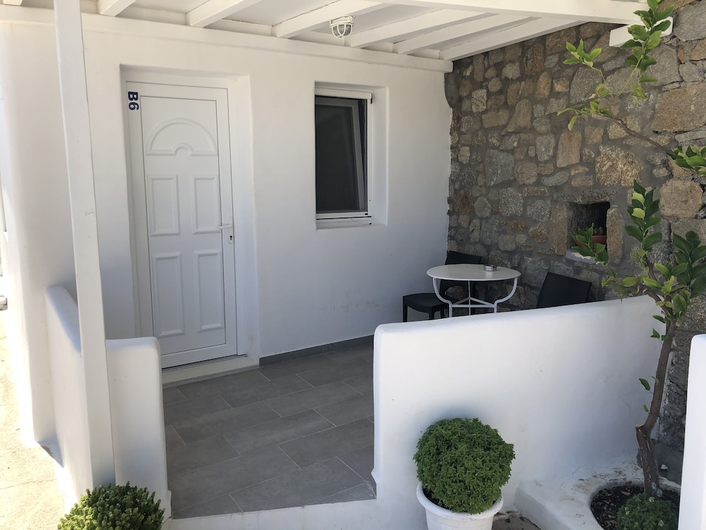 overview mykonos apartments