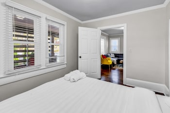 charlotte luxury home noda