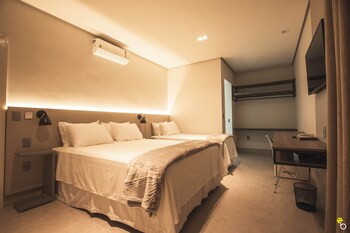 naim hotel