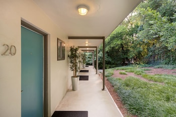 studios on 25th by bca furnished apts