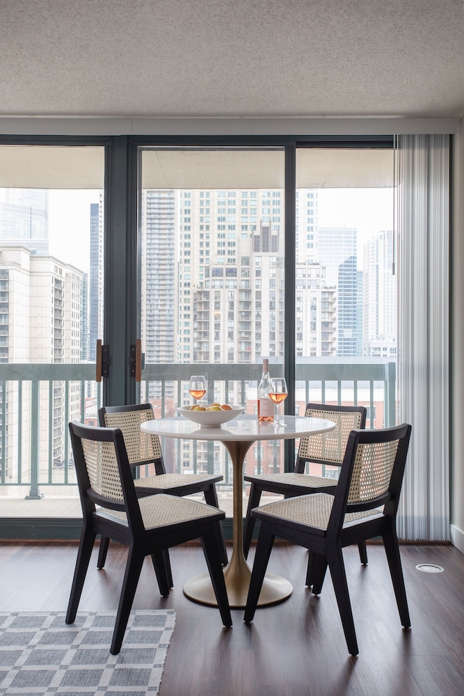 kasa magnificent mile chicago