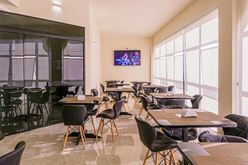hotel lago araras