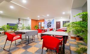 Treebo Trend Restr Inn,Adjacent Puri Hospital, Narendra Nagar Extention Vikas Society, Nagpur,3 star