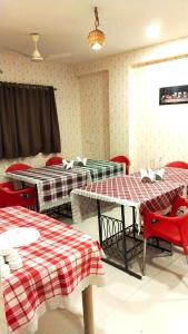 Treebo Trend Restr Inn,Adjacent Puri Hospital, Narendra Nagar Extention Vikas Society, Nagpur,3 star