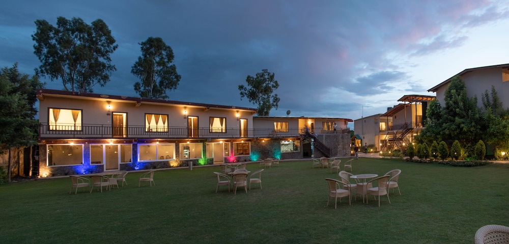 vow resorts and spa corbett