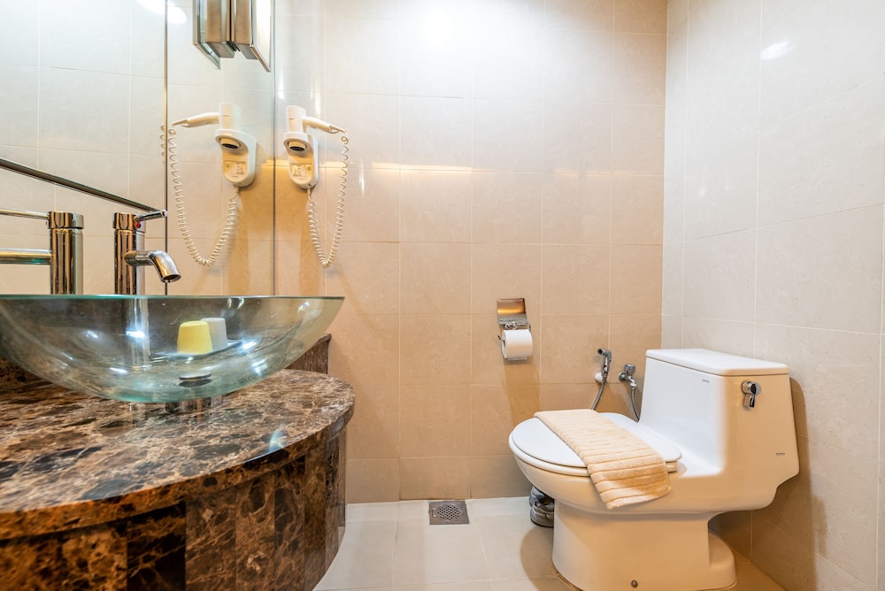 exclusive sunway resort suite by albert