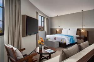 dongfengyun hotel mile mgallery
