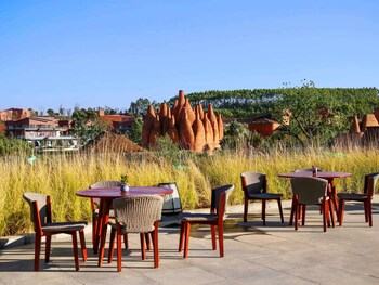 dongfengyun hotel mile mgallery