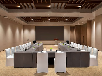 dongfengyun hotel mile mgallery
