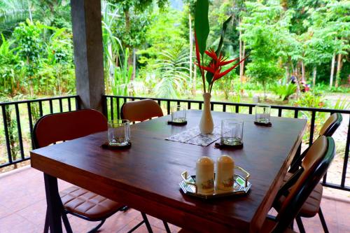 the bliss khao sok boutique lodge