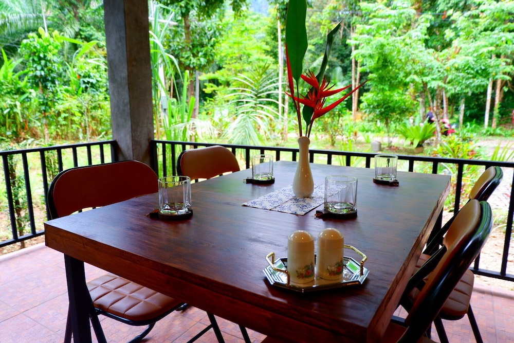 the bliss khao sok boutique lodge
