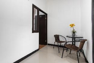 reddoorz plus near trans studio cibubur 2