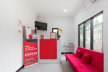 reddoorz plus near trans studio cibubur 2