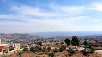 jerash inn