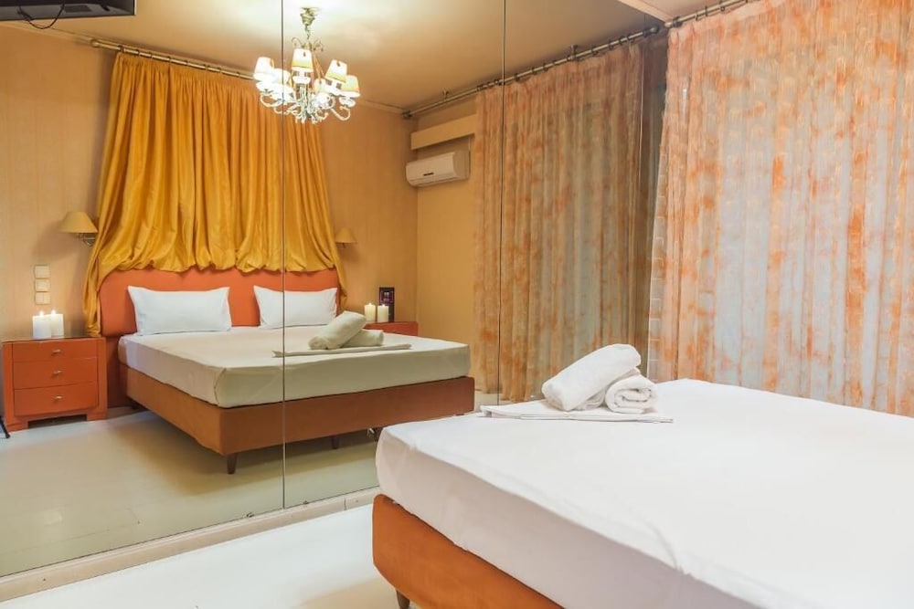 ruby rooms kifisia