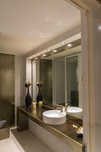 ruby rooms kifisia