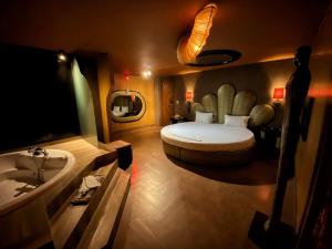 ruby rooms kifisia
