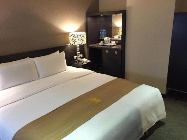 byeyer hotel hualien