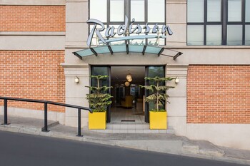 radisson hotel antananarivo waterfront