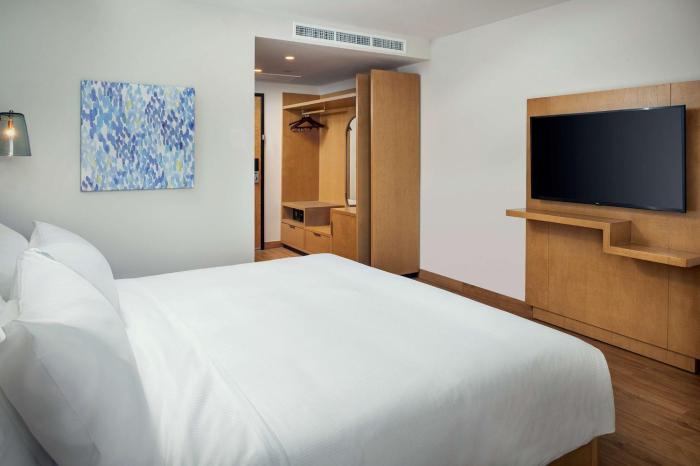 hilton garden inn cancun airport
