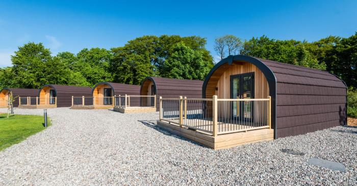 weedingshall lodges