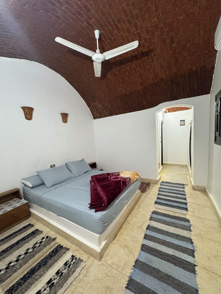 king nubian guest house