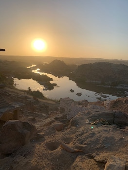 king nubian guest house