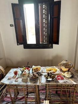 king nubian guest house