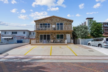 The Tel,Hollywood>>Fort Lauderdale,2 star