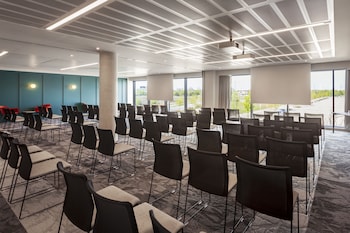 novotel cambridge north