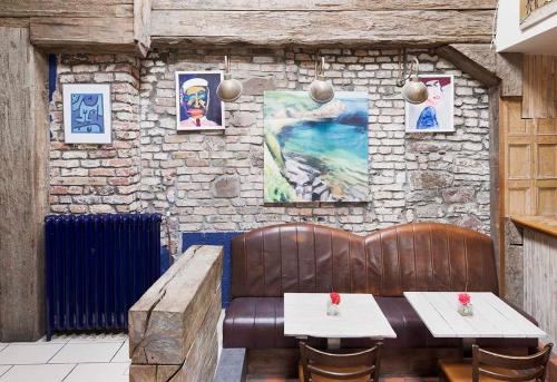 The Strand Inn,New Ross>>Dunmore East,3 star