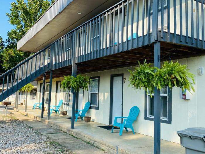 rockwood resort motel