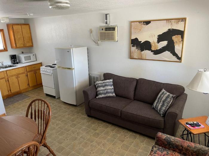 rockwood resort motel
