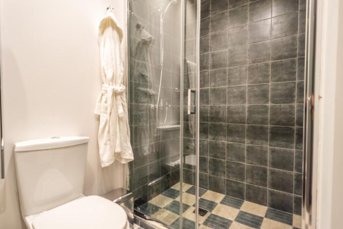 33 solonos suites