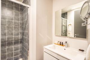 33 solonos suites