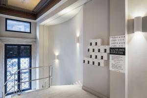 33 solonos suites