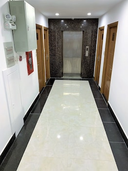 the mars hotel saigon airport