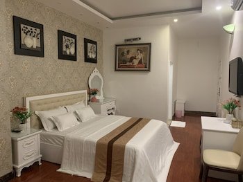 nhat ly hotel
