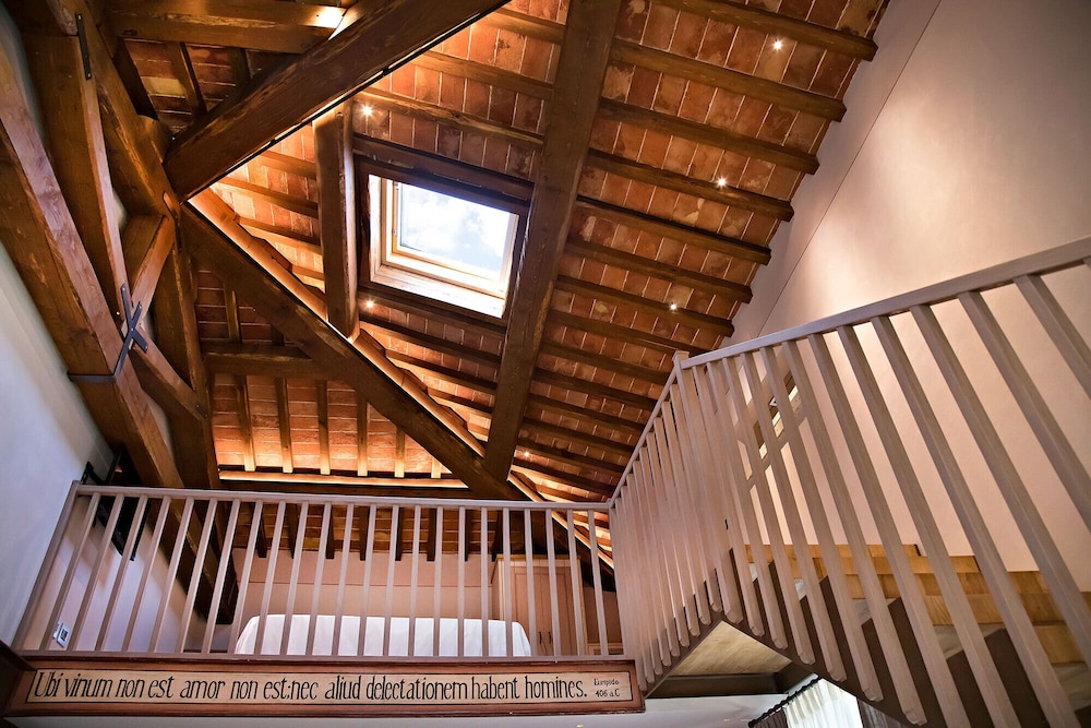 villa svetoni wine resort