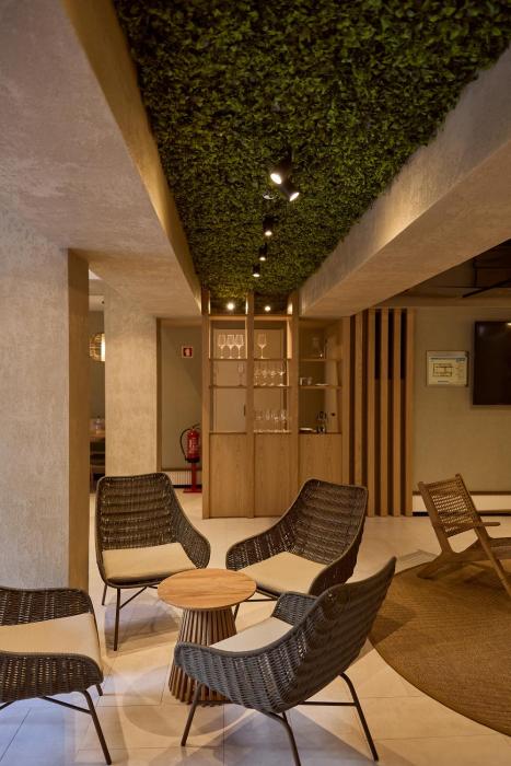 omid saldanha hotel