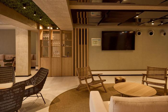 omid saldanha hotel