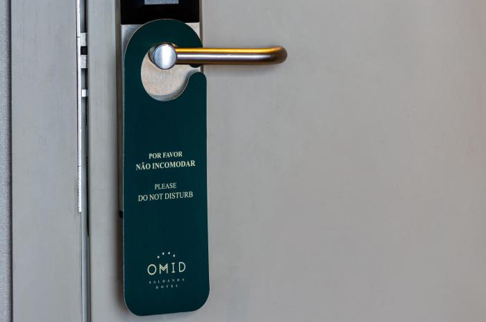 omid saldanha hotel